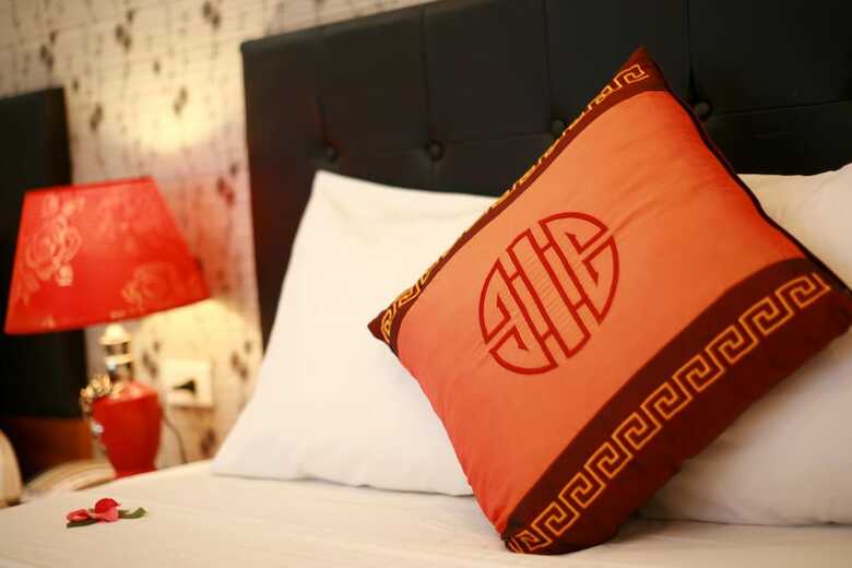 Urban Alley Hotel