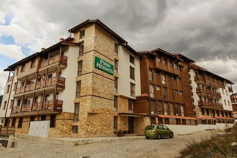 Pirin Heights Holiday Apartments