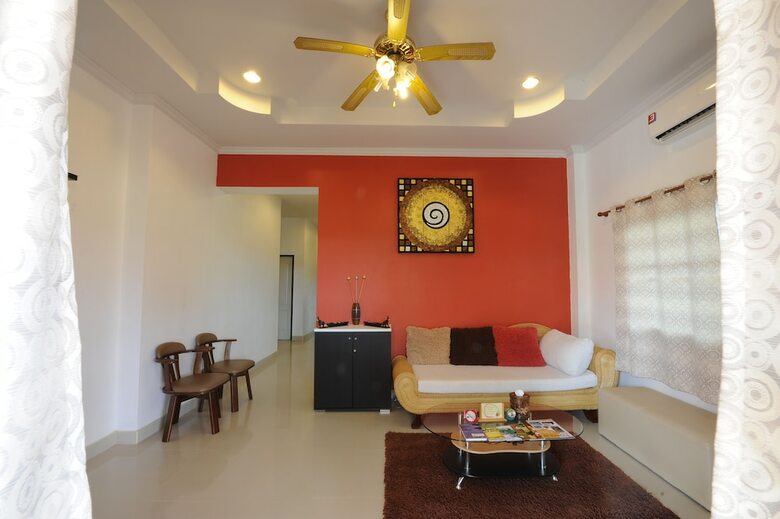Villa Ruankasalong Hua Hin Holiday House