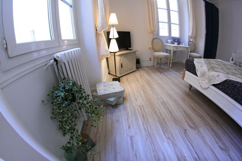 L'oustaria, Apartment - Old Town
