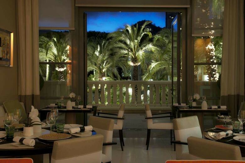 Monte-carlo Bay Hotel & Resort