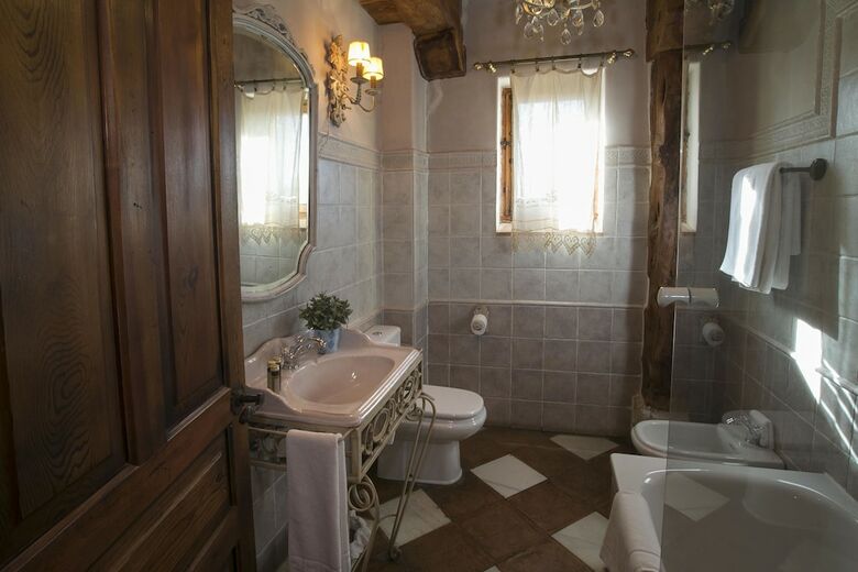 Hotel Boutique Hoces Del Durat�n