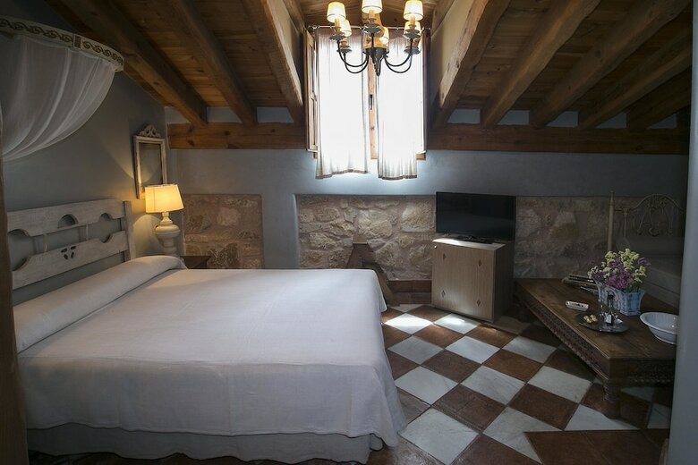 Hotel Boutique Hoces Del Durat�n