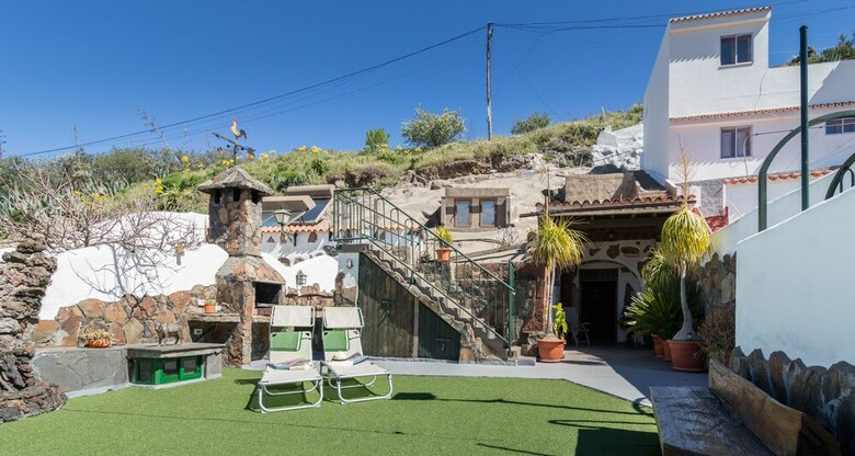 Casas Cuevas El Mimo Y Las Margaritas