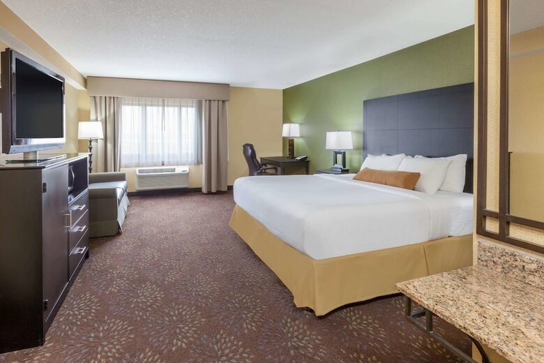 Hotel Wyndham Garden Sterling Heights