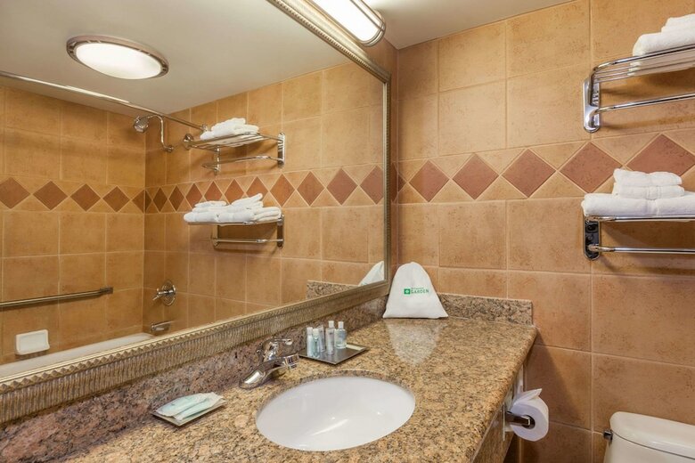 Hotel Wyndham Garden Sterling Heights
