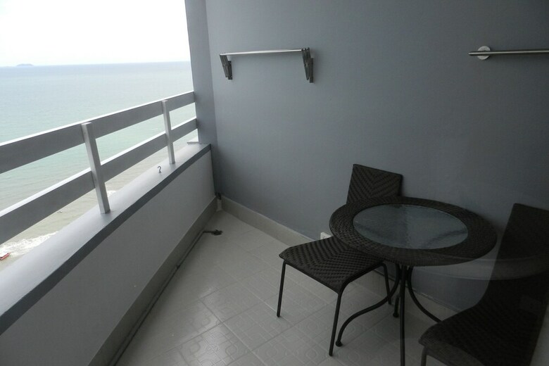Alex Group Jomtien Plaza Condotel