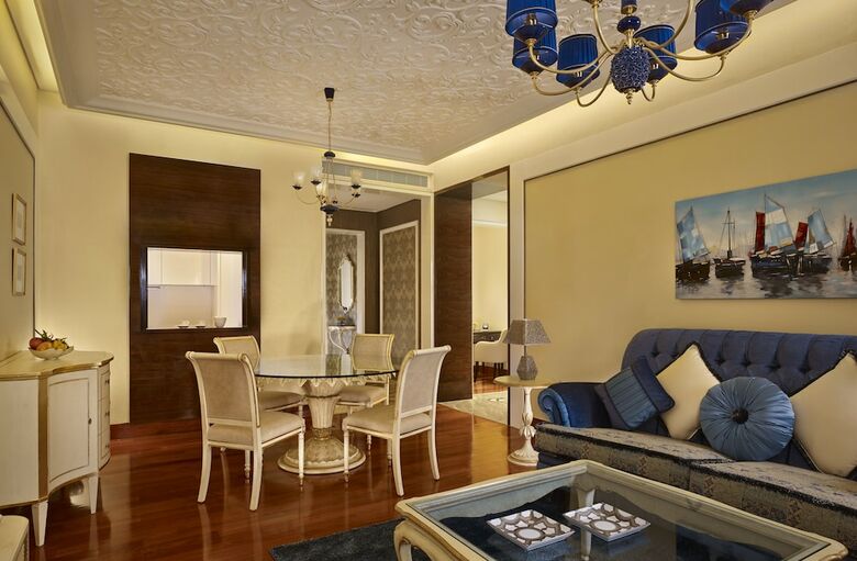 Aparthotel The Reverie Saigon Residential Suites