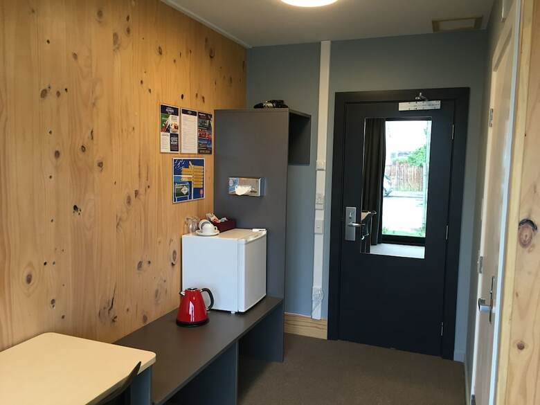 Hostal All Stars Inn - Hostel & Hotel Accommodation