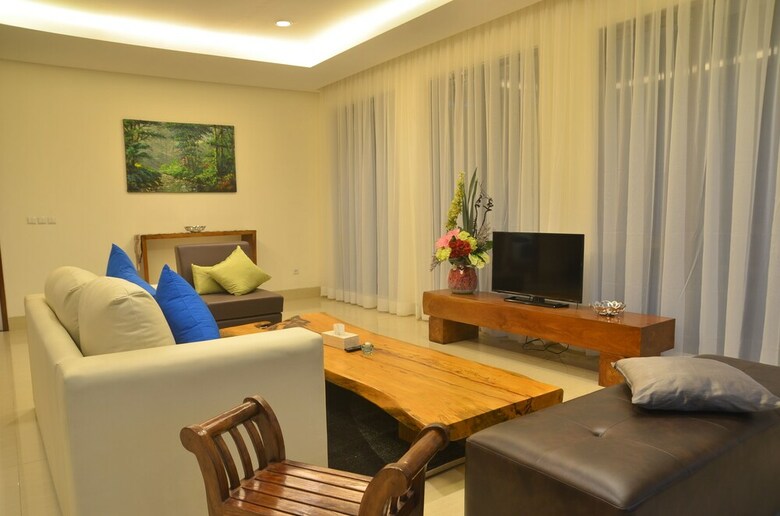 Cempaka Villa Dago Private Pool