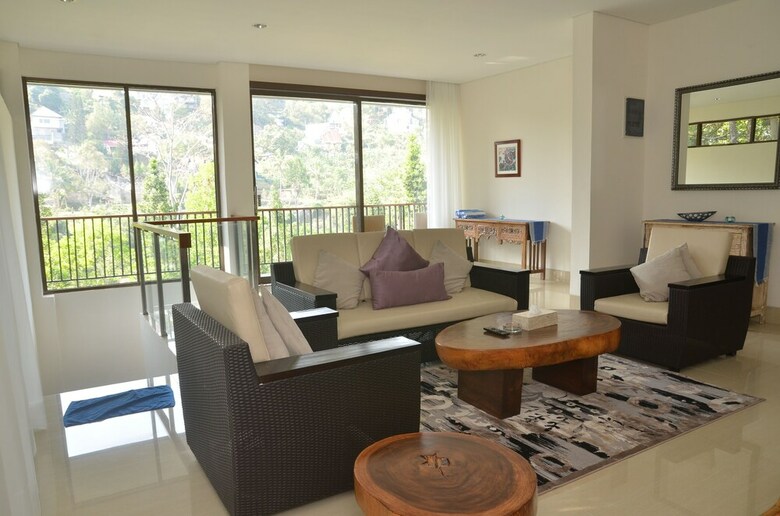 Cempaka Villa Dago Private Pool
