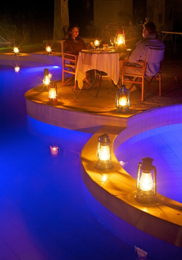 Ashnil Mara Camp