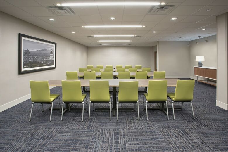 Hotel Holiday Inn Express & Suites Clarion