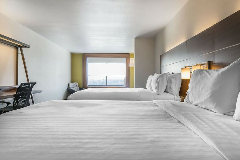 Hotel Holiday Inn Express & Suites Clarion