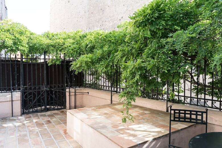 Hotel H�tel Restaurant Le Yaca
