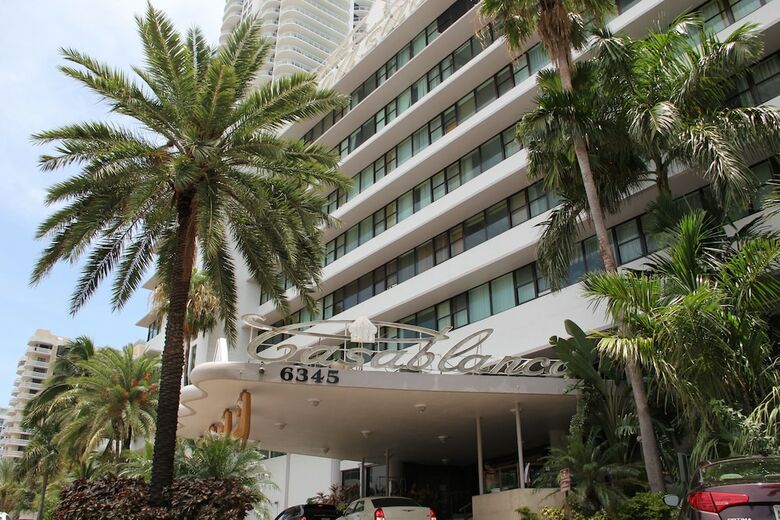 Private Apartments At The Casablanca