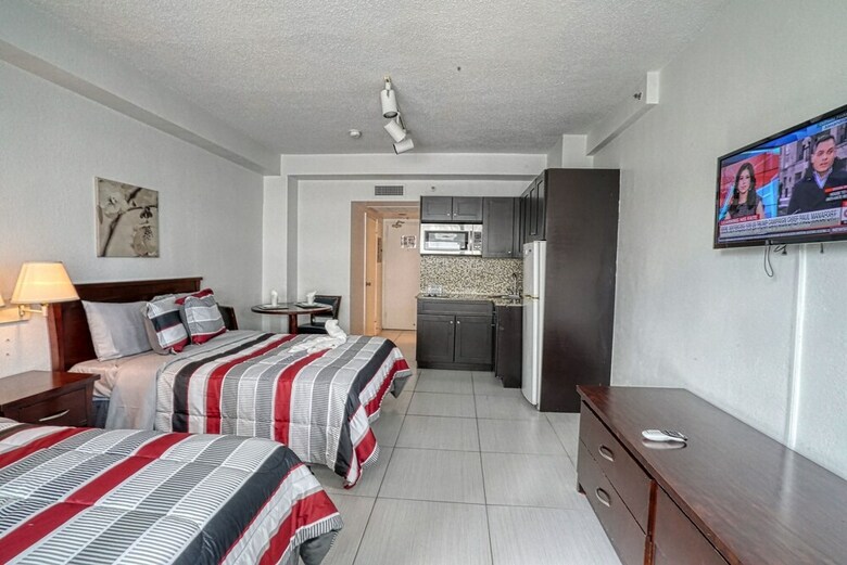 Private Apartments At The Casablanca