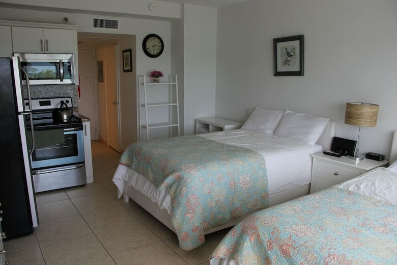 Private Apartments At The Casablanca