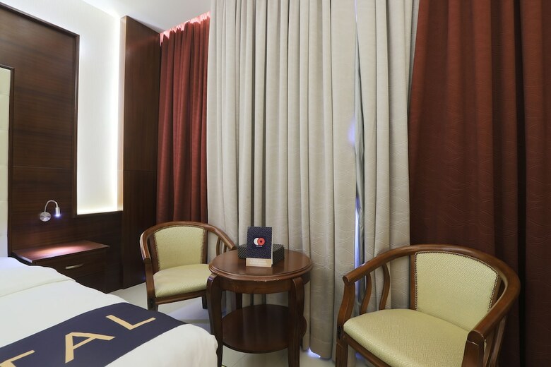 Capital O 325 Queen Palace Hotel