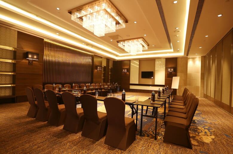 Pride Plaza Hotel Aerocity New Delhi