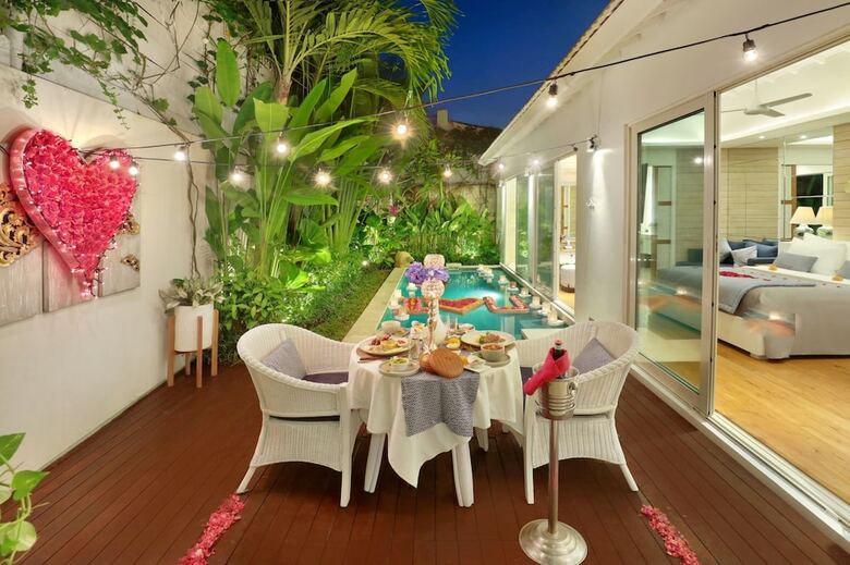 Aleva Villa