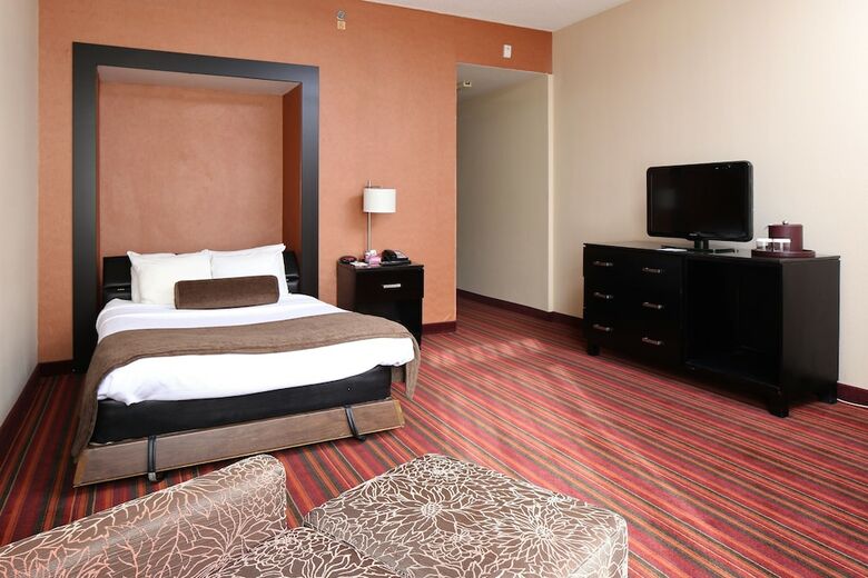 Hotel Crowne Plaza Grand Rapids - Airport