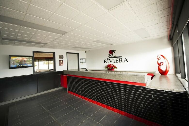 Hotel Riviera Motor Inn