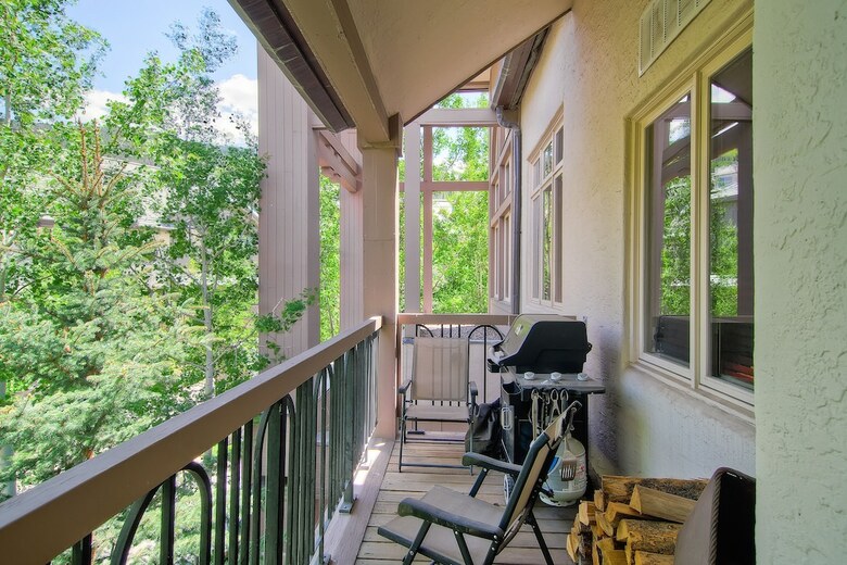 Highlands Westview By East West Hospitality