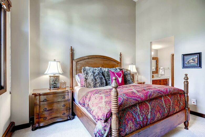 Highlands Westview By East West Hospitality