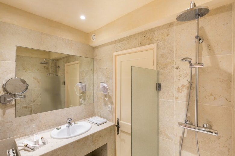 Hotel La Bastide De Tourtour & Spa H�tel