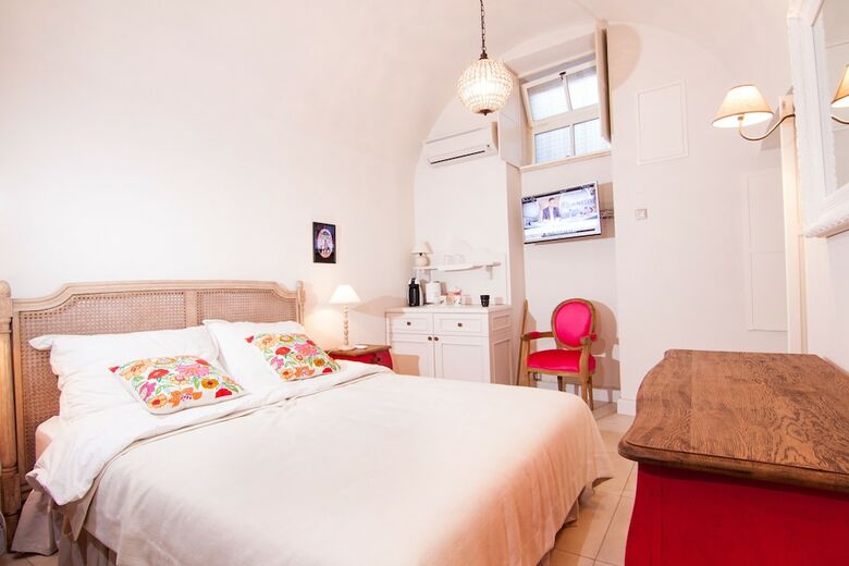 Old Town Apartments By Irundo