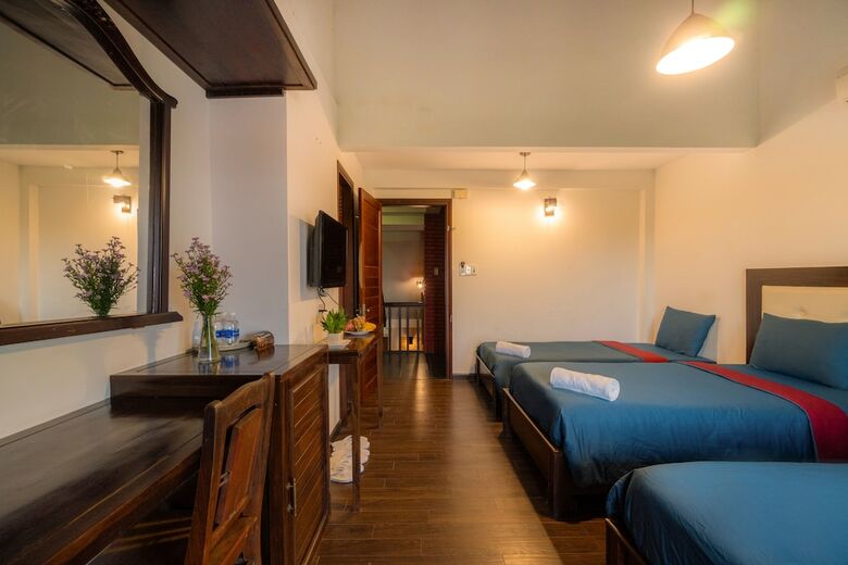 Calm House Hotel Hoi An