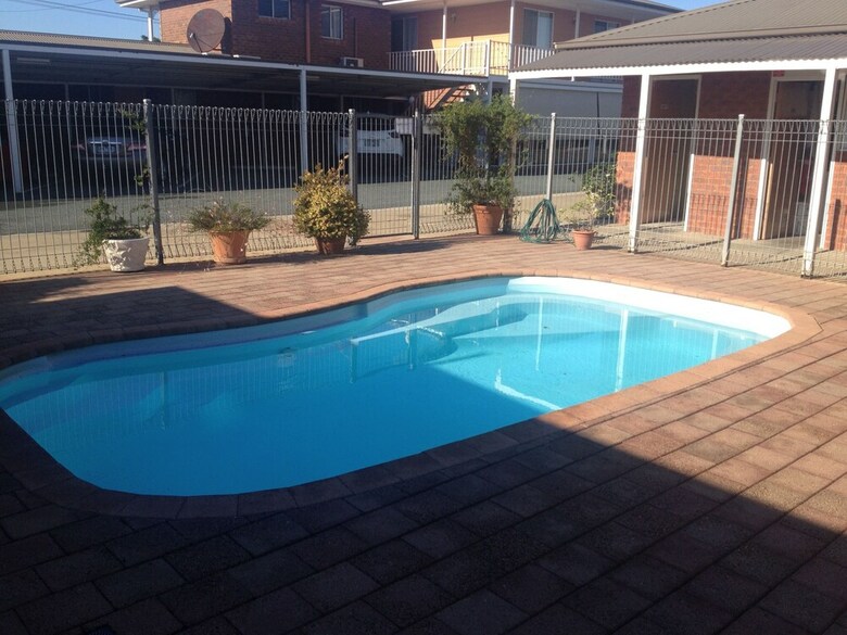 Centrepoint Motel