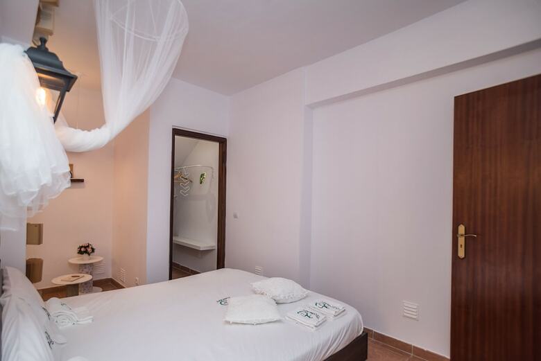 Y Quebedo - Concept Serviced Apartments