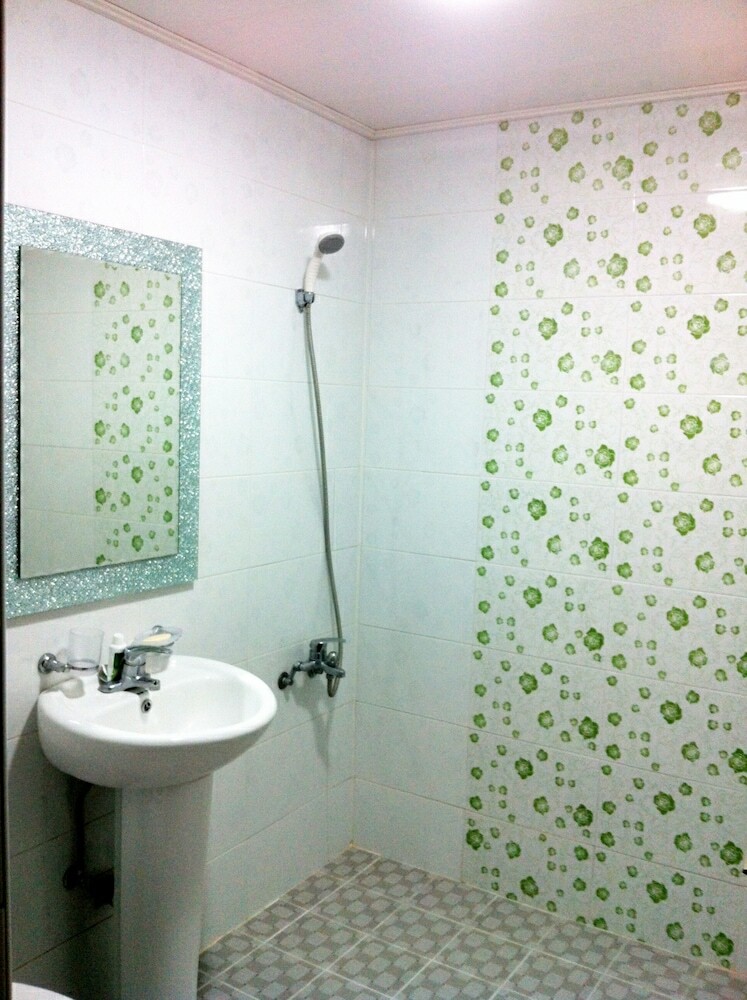 Songnisan Grand Hotel & Condo