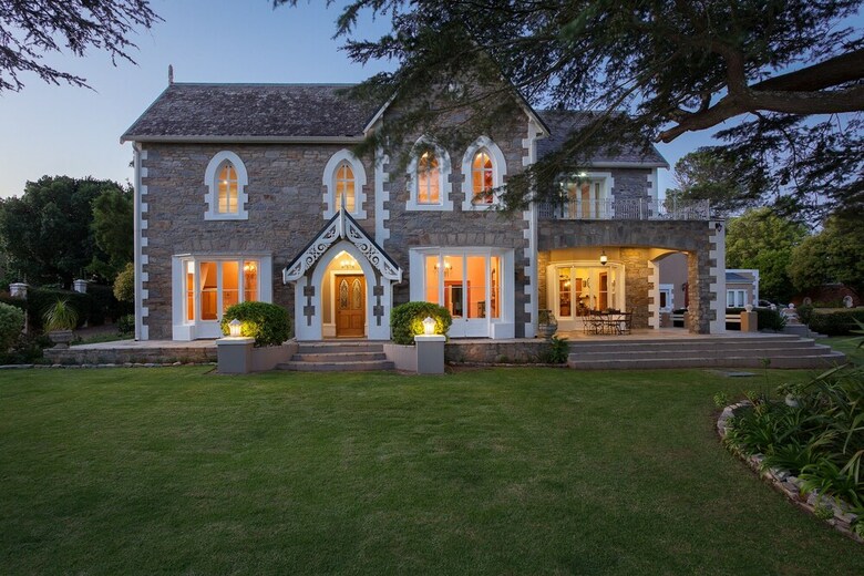 Hotel 11 Worcester-on-durban