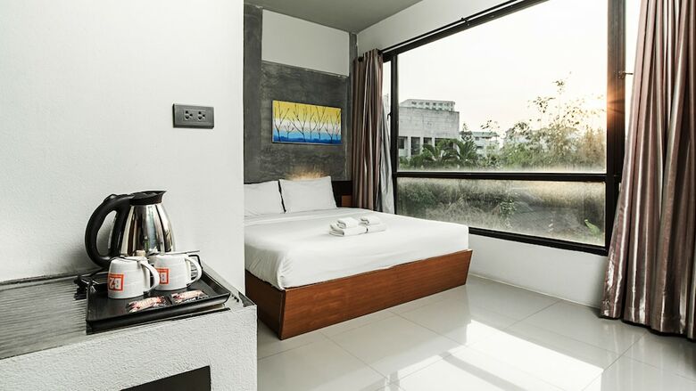 B2 Green Boutique & Budget Hotel