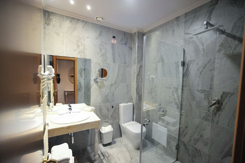 Classic Hotel