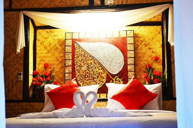 Hotel Eco Lanta Hideaway Beach Resort