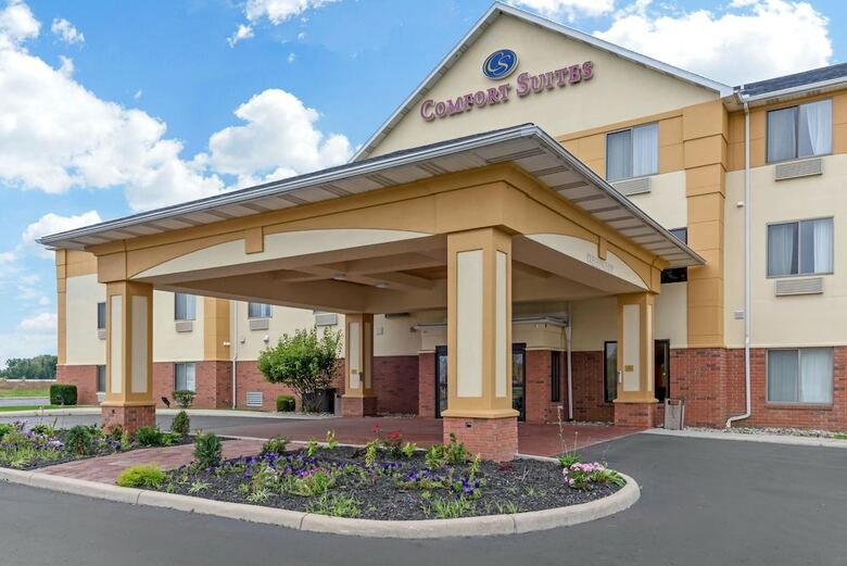 Hotel Comfort Suites Findlay I-75