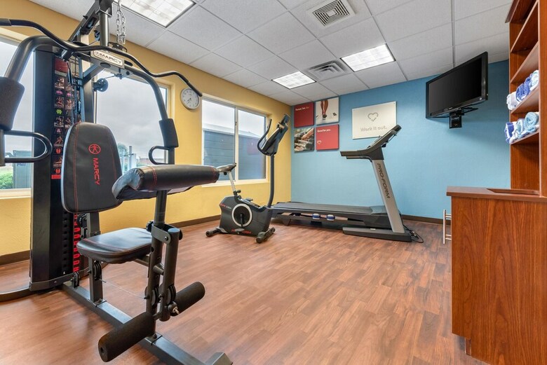 Hotel Comfort Suites Findlay I-75