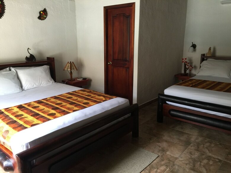 Hotel Hoster�a Puerto Gaviota