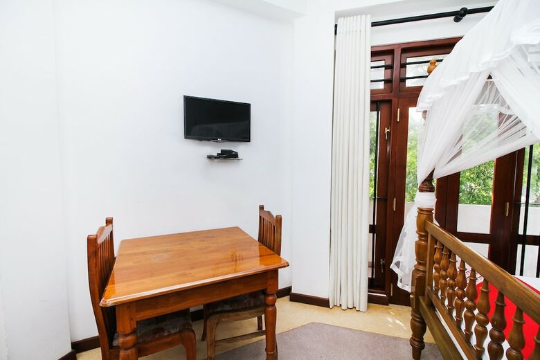 Hotel Oyo 286 Arken Lanka