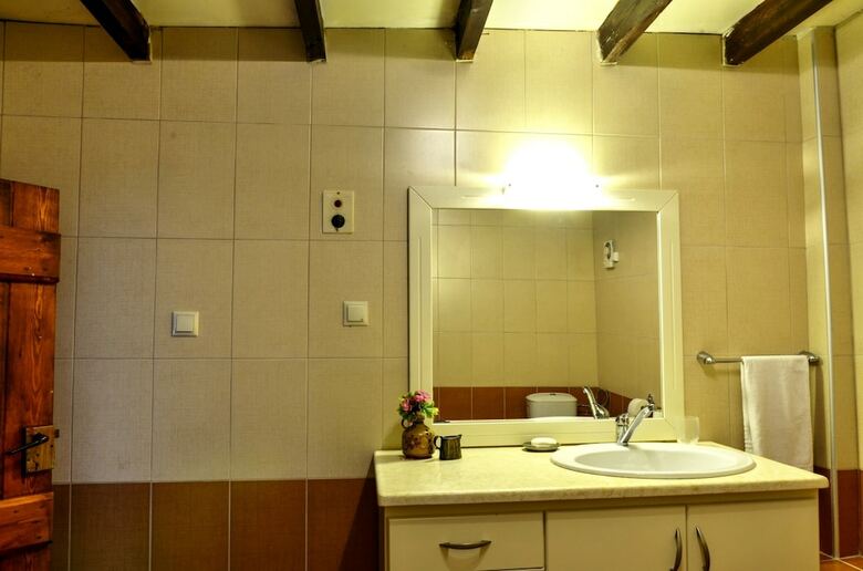 Anna-malai Traditional Cretan Villa