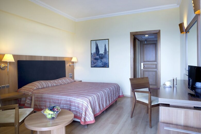 Hotel Ramada By Wyndham Attica Riviera