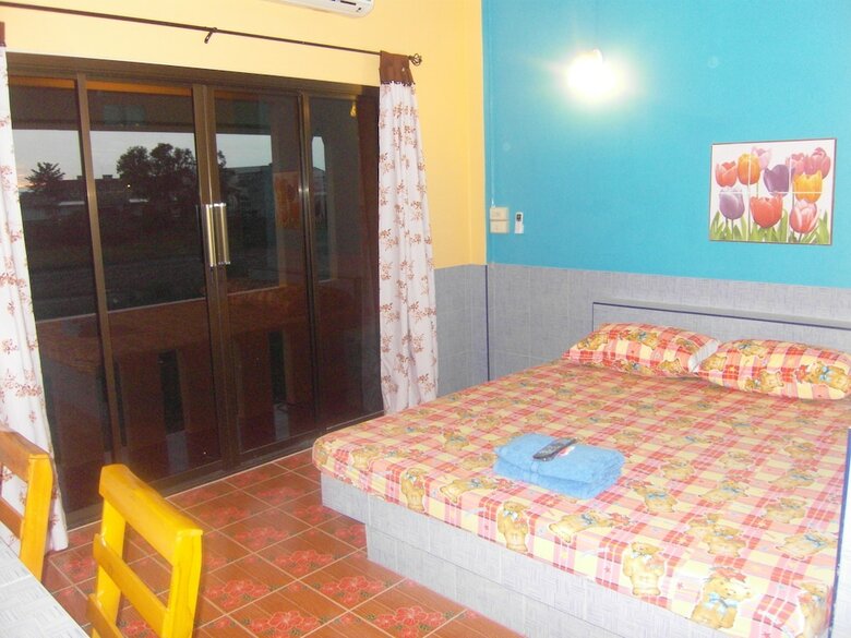 Hotel Rueang Sri Si Ri