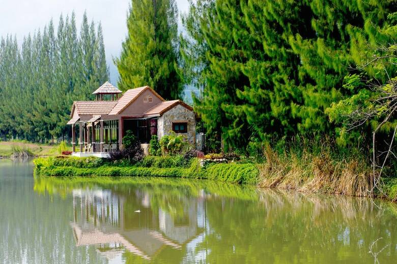 Chateau De Khaoyai Hotel & Resort