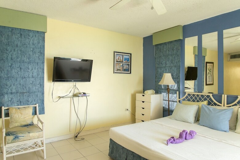 Aparthotel Moonlight Beach Studio At Montego Bay Club Resort