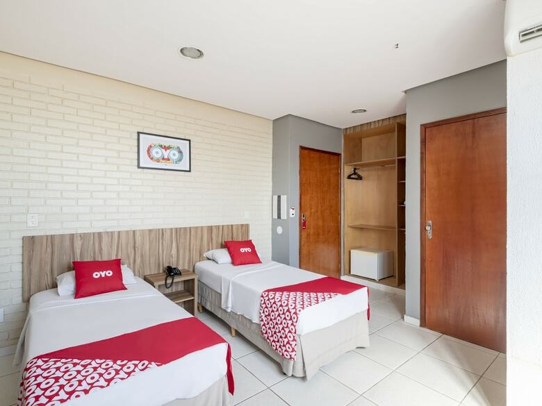Oyo Hotel Serras De Goyaz Centro