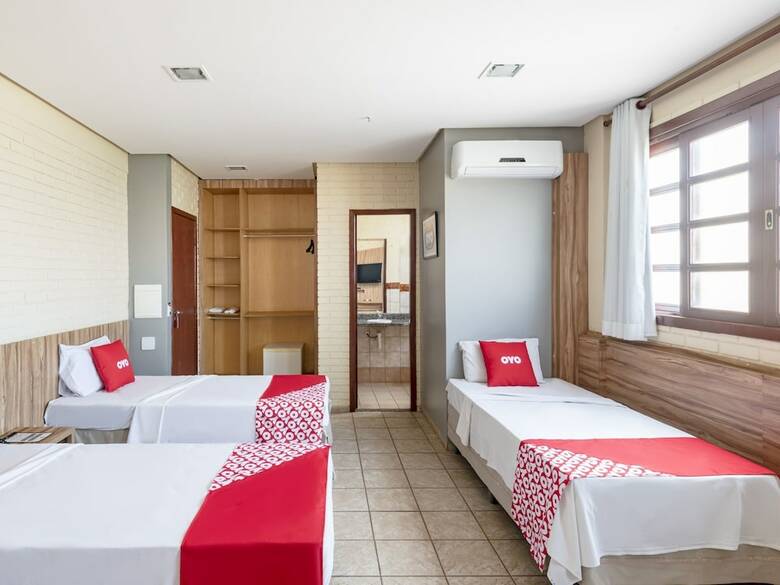 Oyo Hotel Serras De Goyaz Centro